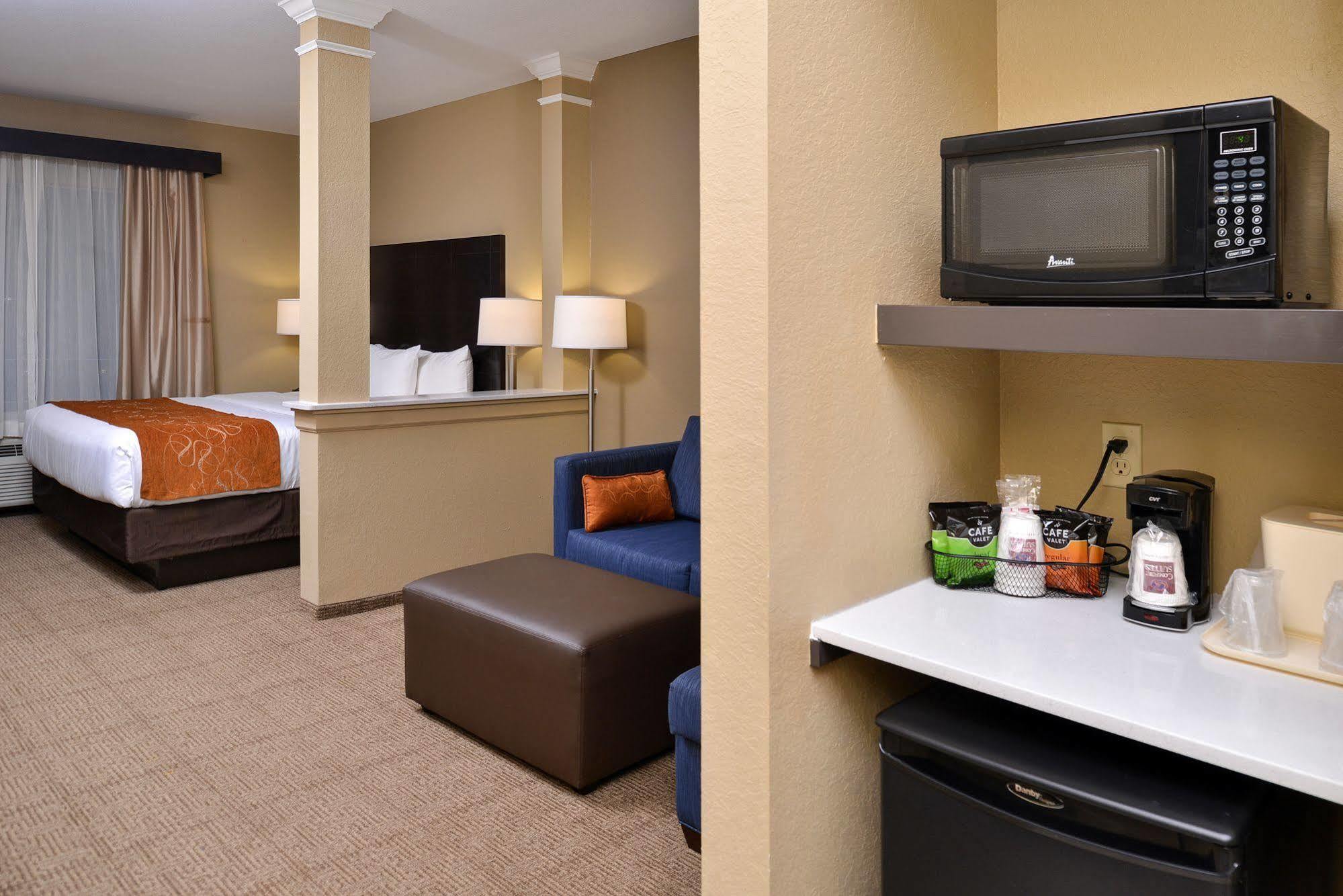 Comfort Suites Northwest - Cy - Fair Cypress Exterior photo
